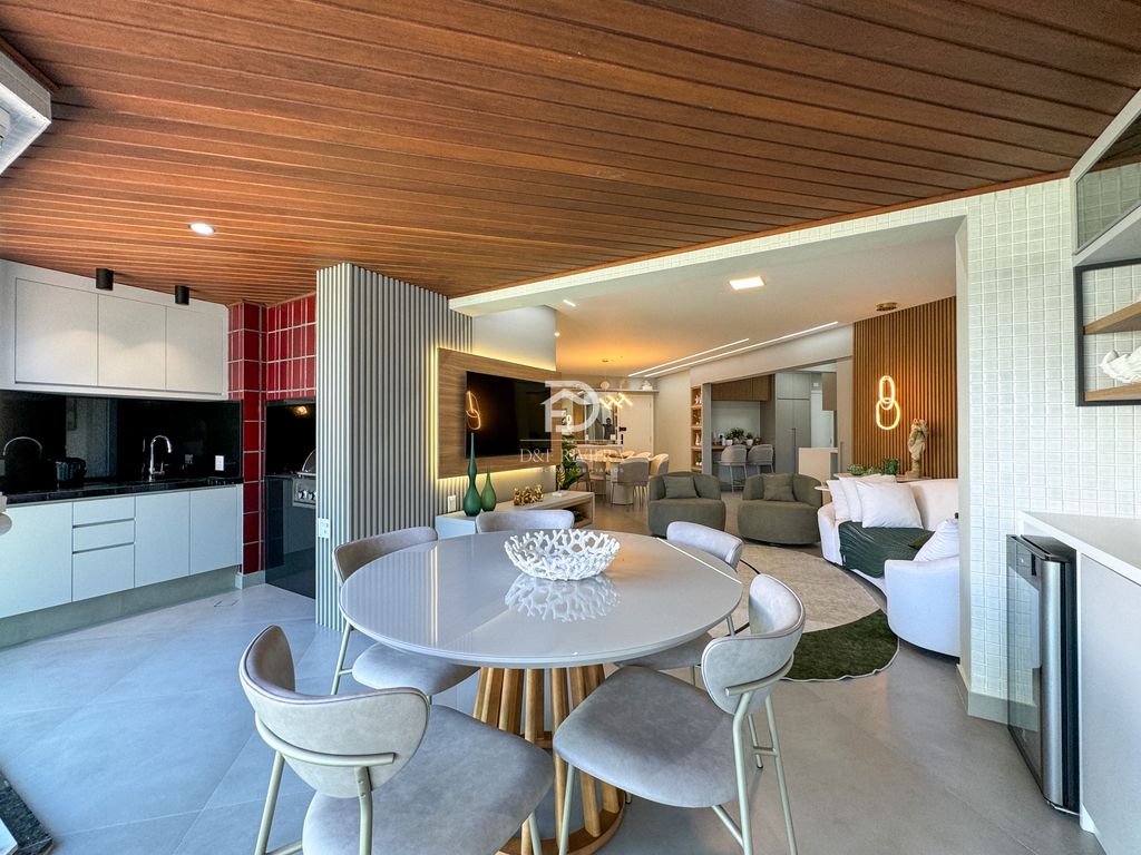 Apartamento à Venda em Riviera de São Lourenço | Módulo 06