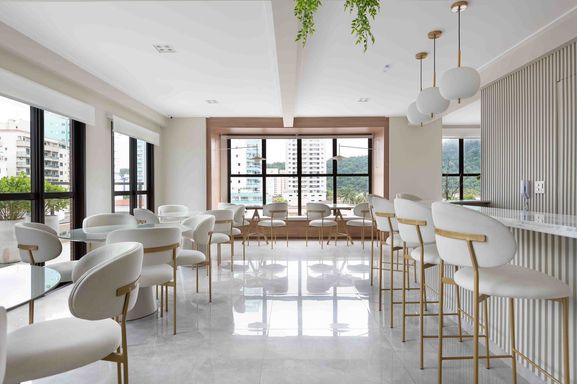 salão de festas com vista livre impecável, arejado e em tota requinte