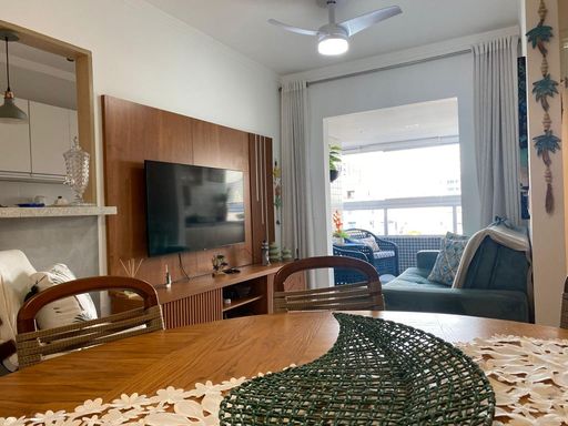 sala ampla 2 ambientes com acesso a varanda gourmet envidraçada