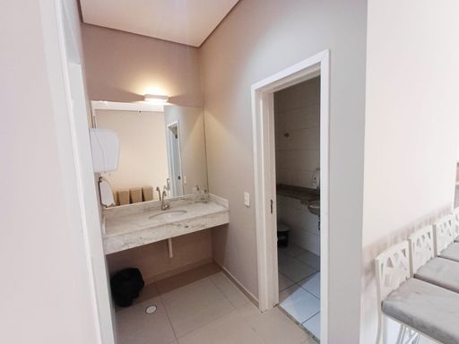 banheiro e lavabo do salão de festas