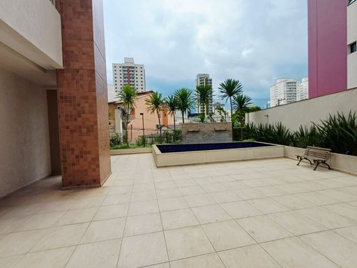 área de convivência arborizada