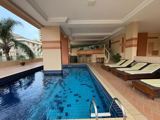 piscina com vista livre