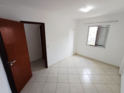 dormitório 1 com vista livre, bem arejado