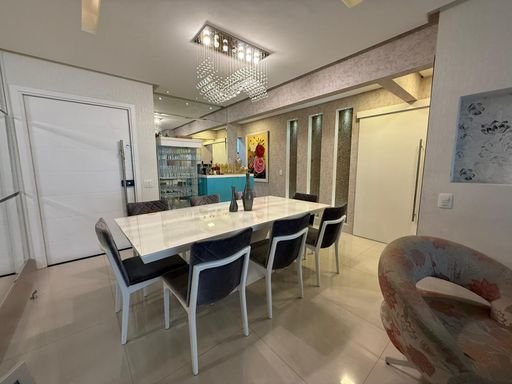 sala ampla 2 ambientes com   sistema de iluminação impecável, decoração em total harmonia