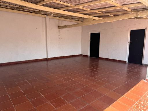 área coberta do quintal