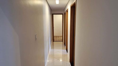 corredor de acesso aos dormitórios