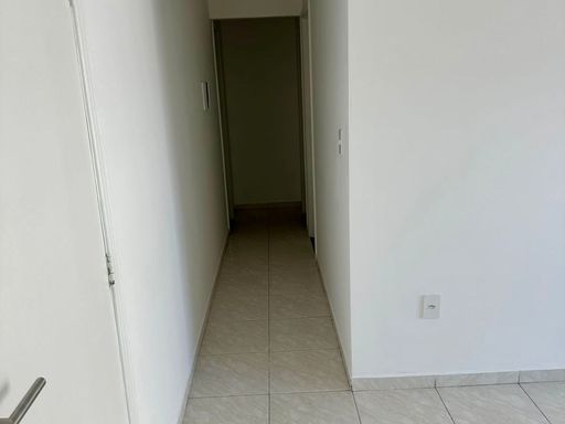 corredor de acesso aos dormitórios