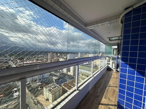 varanda gourmet envidraçada com vista livre, andar alto