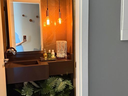 lavabo em total requinte com iluminação impecável