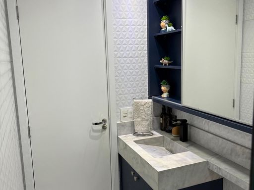 banheiro da suíte 2 clean, com planejado e box de vidro