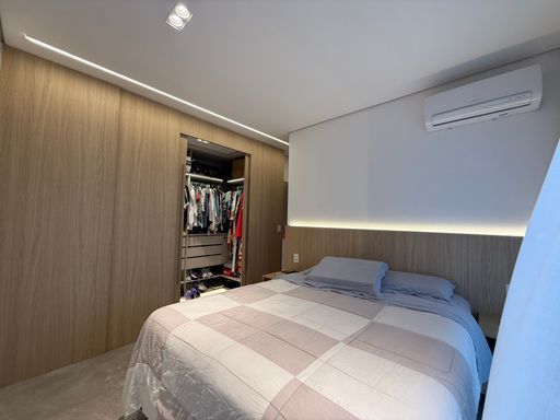 quarto casal