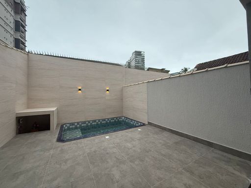 piscina com vista livre