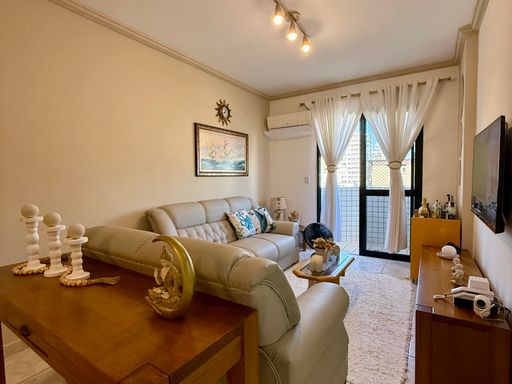 Sala ampla com 2 ambientes