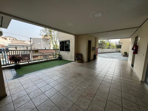 hall de entrada com portaria 24 horas