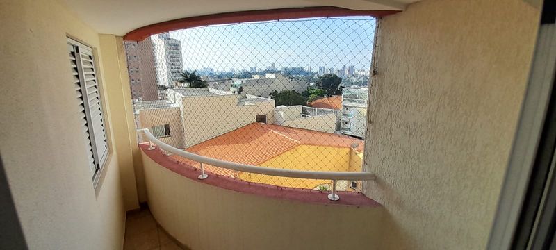 varanda com vista livre, tela de proteção e acesso a sala 2 ambientes