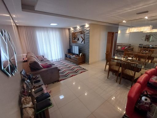 sala ampla 2 ambientes espelhada, com teto rebaixado em total requinte