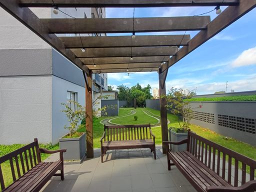 área de convivência arborizada