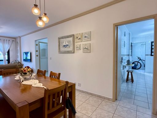 Vista da entrada da cozinha