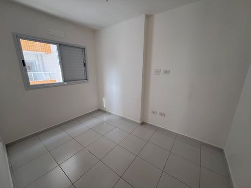 amplo dormitório arejado