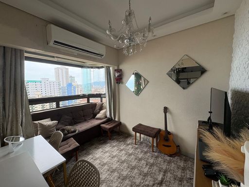 sala ampla com ar condicionado e vista mar privilegiada