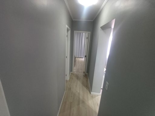 corredor de acesso aos dormitórios