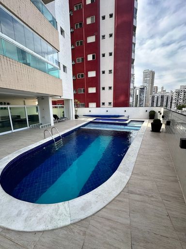 piscina adulto e infantil com vista livre
