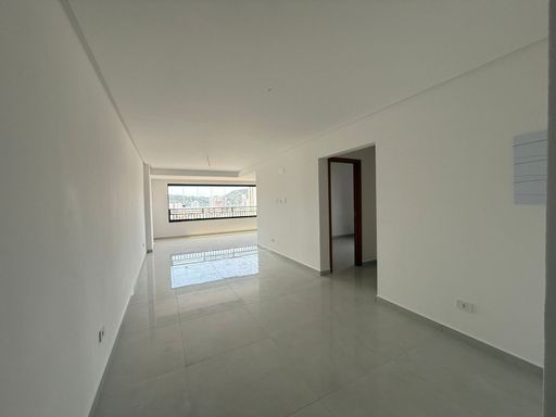 sala ampla 2 ambientes com acesso a sacada envidraçada