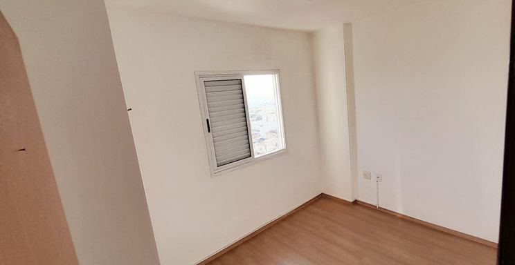 terceiro dormitório com iluminação natural