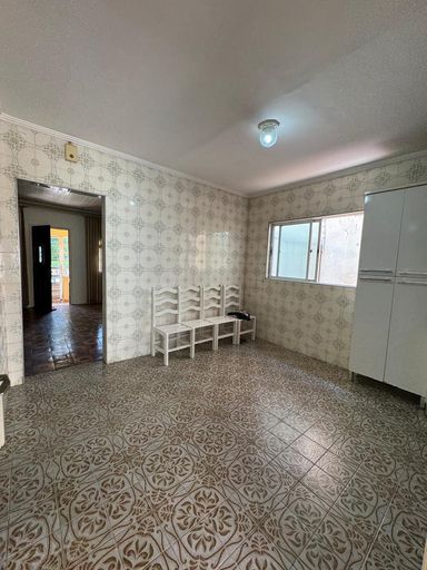 cozinha bem arejada e iluminada