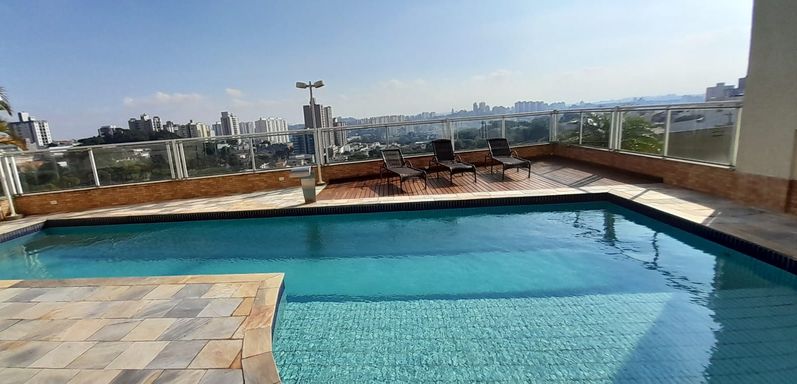 piscina adulto e infantil climatizada, com vista alta livre e privilegiada