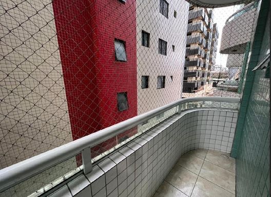 Vista da sacada com tela de proteção
