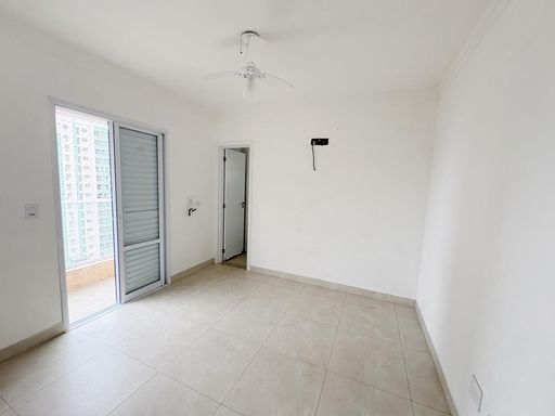 suíte 2 com acesso a varanda envidraçada