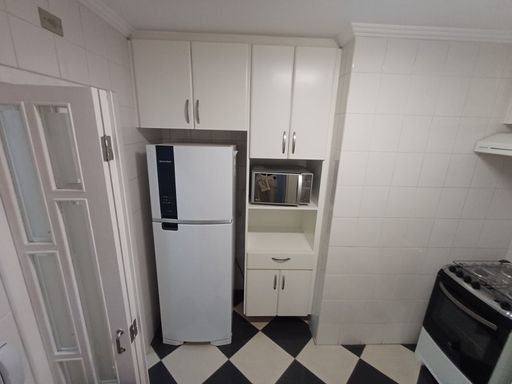 cozinha planejada clean completa em total requinte com porta camarão