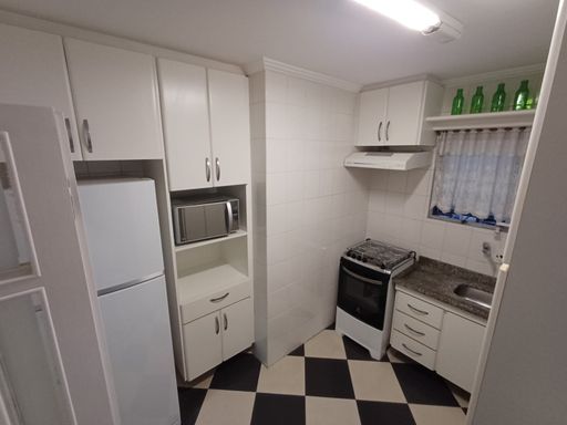 cozinha planejada clean completa em total requinte com porta camarão