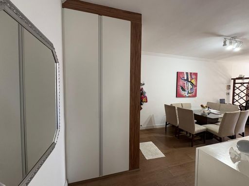 sala ampla 2 ambientes com acesso a sacada