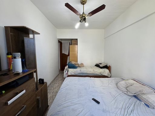 dormitório 2 com ventilador de teto