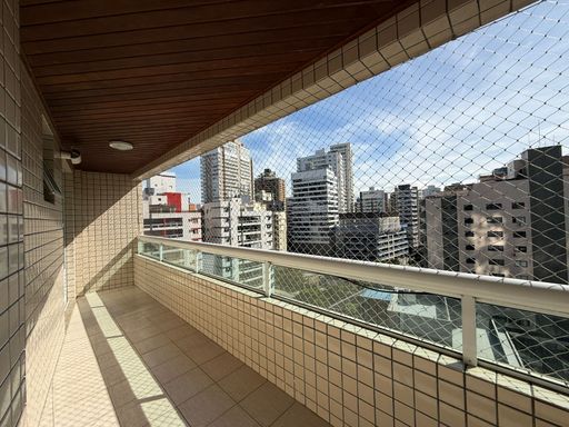 sacada das suítes com vista livre