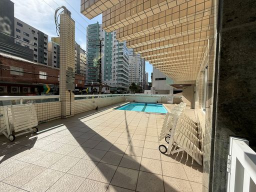 área da piscina
