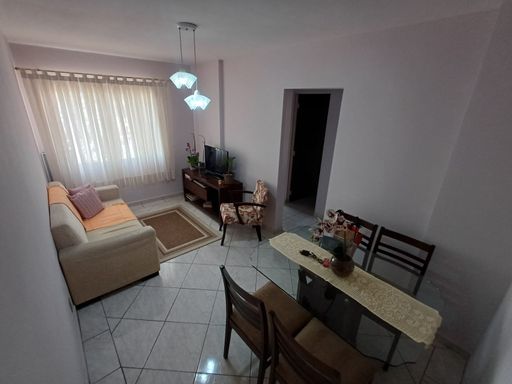 sala ampla 2 ambientes bem arejada com vista para rua