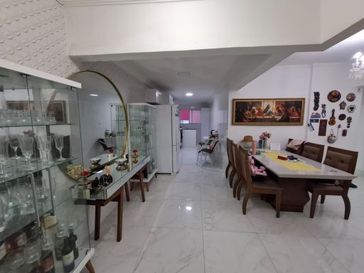 sala ampla 2 ambientes semi integrada a cozinha com acesso a área de serviço arejada