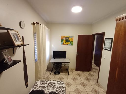 dormitório 2 bem arejado