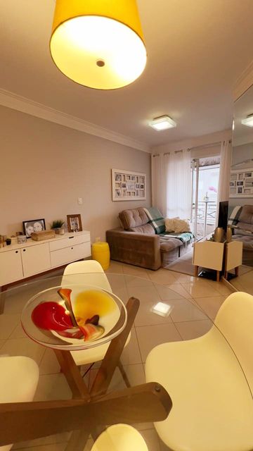 sala ampla 2 ambientes aconchegante com acesso a sacada envidraçada