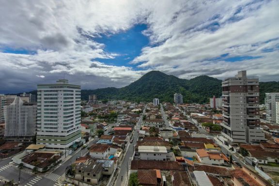 vista belíssima com sol da manhã