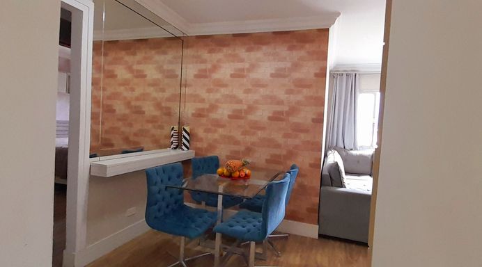 sala ampla em L 2 ambientes com vista livre, andar alto