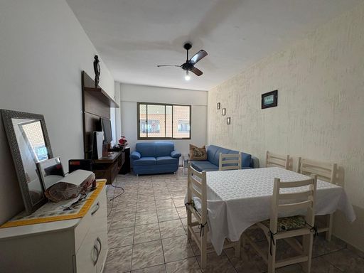 sala ampla 2 ambientes bem arejada