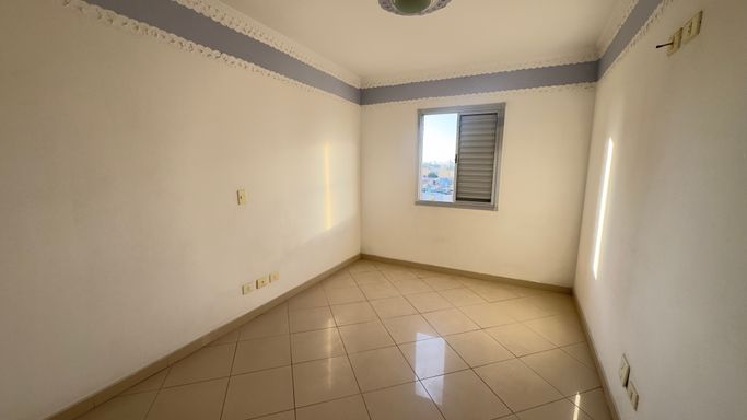 segundo dormitório bem arejado com vista livre