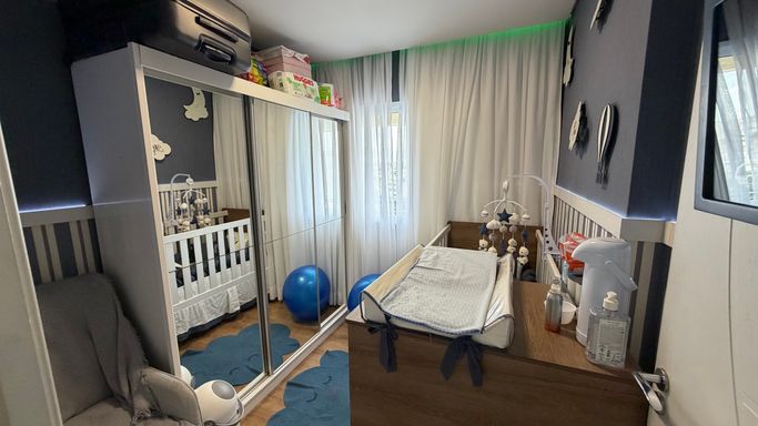 Quarto 2 amplo