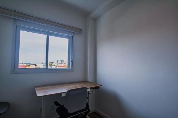 Dormitório 2 bem arejado e iluminado