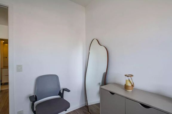 Dormitório 2 bem arejado e iluminado