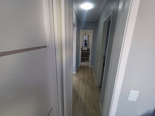 corredor de acesso aos dormitórios